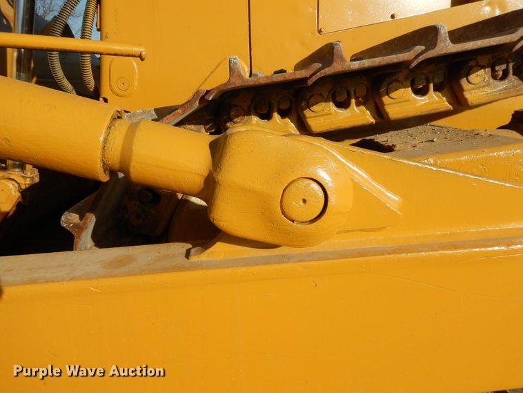 image for item DI8605 1987 Caterpillar D8N  dozer