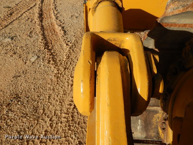 image for item DI8605 1987 Caterpillar D8N  dozer