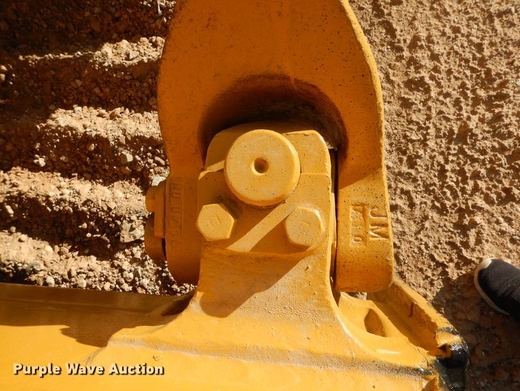 image for item DI8605 1987 Caterpillar D8N  dozer