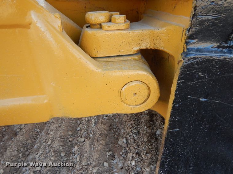 image for item DI8605 1987 Caterpillar D8N  dozer