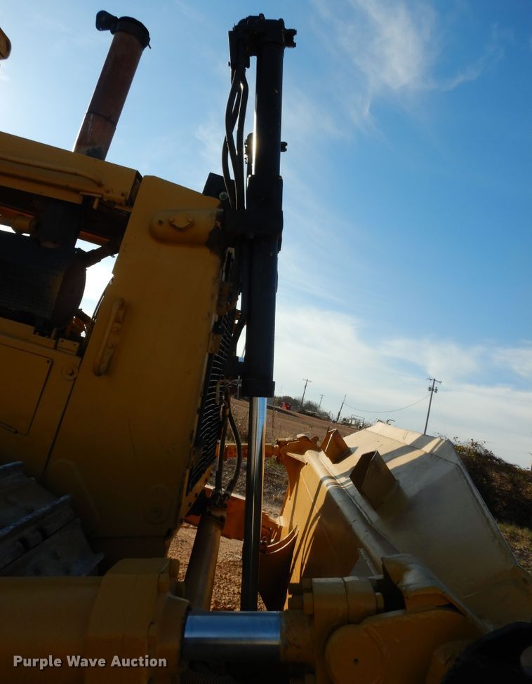 image for item DI8605 1987 Caterpillar D8N  dozer