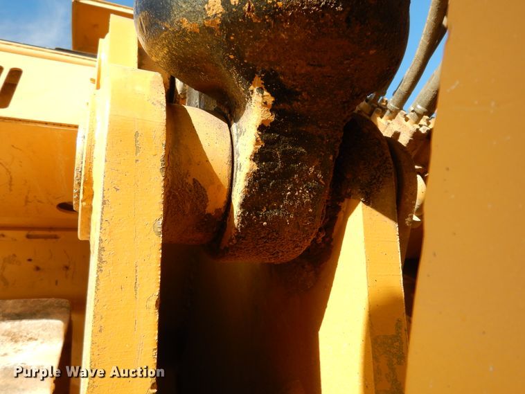 image for item DI8605 1987 Caterpillar D8N  dozer