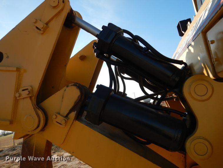 image for item DI8605 1987 Caterpillar D8N  dozer