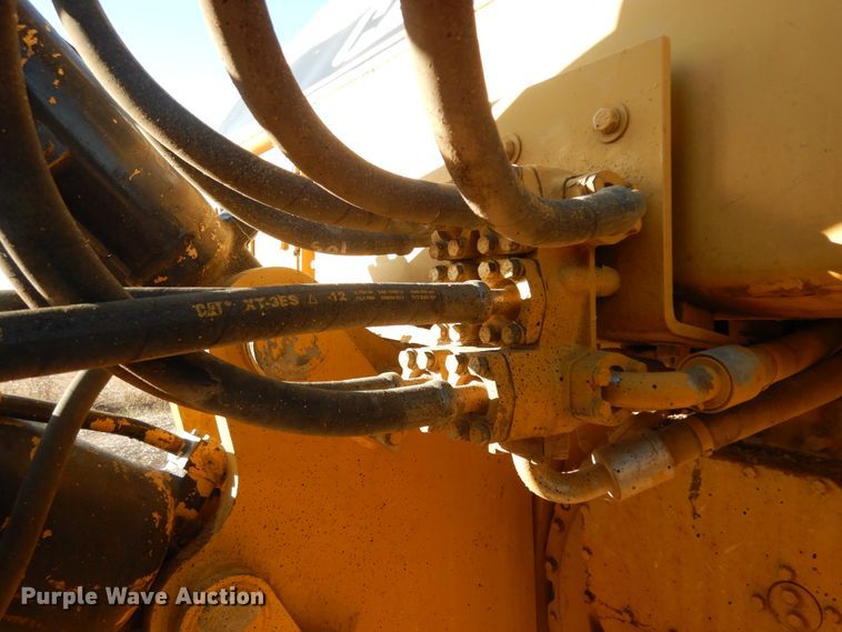 image for item DI8605 1987 Caterpillar D8N  dozer