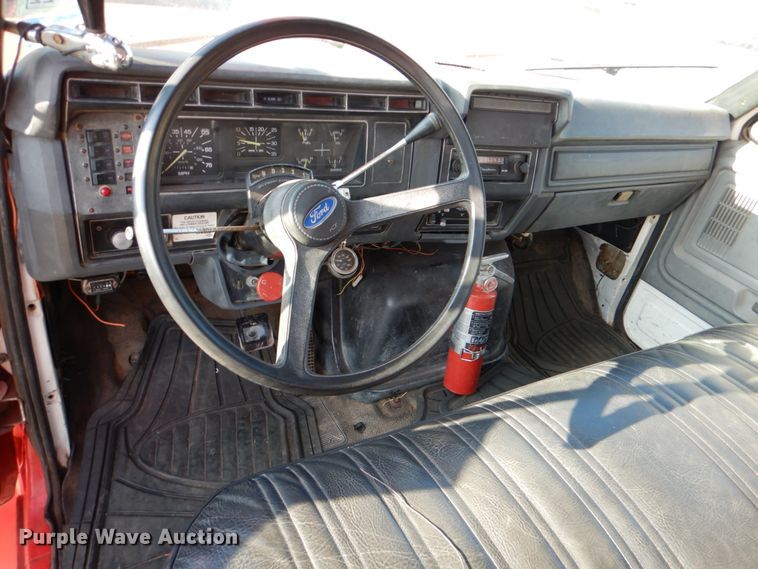 image for item DJ0802 1991 Ford F600  bucket truck