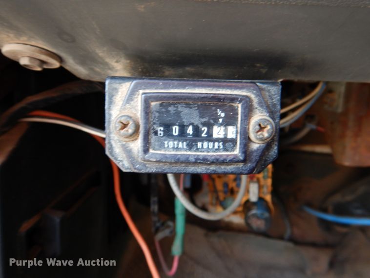 image for item DJ0802 1991 Ford F600  bucket truck