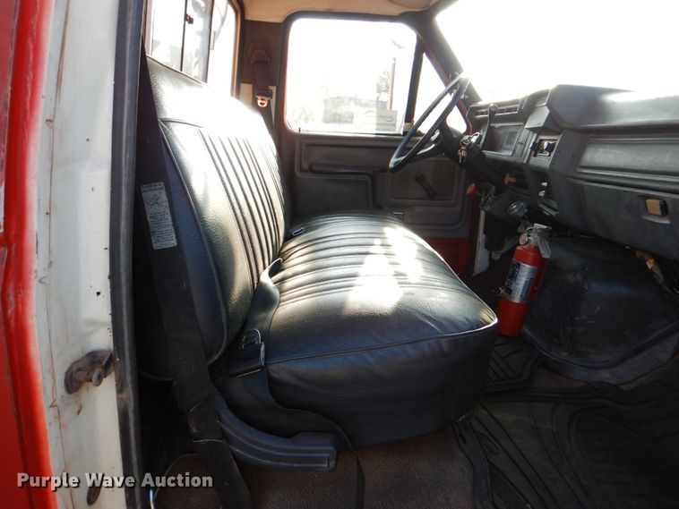 image for item DJ0802 1991 Ford F600  bucket truck