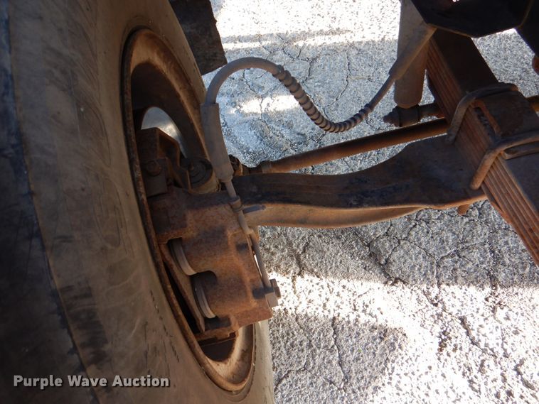 image for item DJ0802 1991 Ford F600  bucket truck