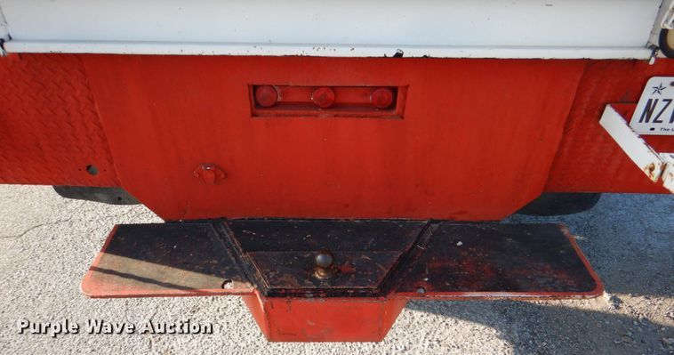 image for item DJ0802 1991 Ford F600  bucket truck