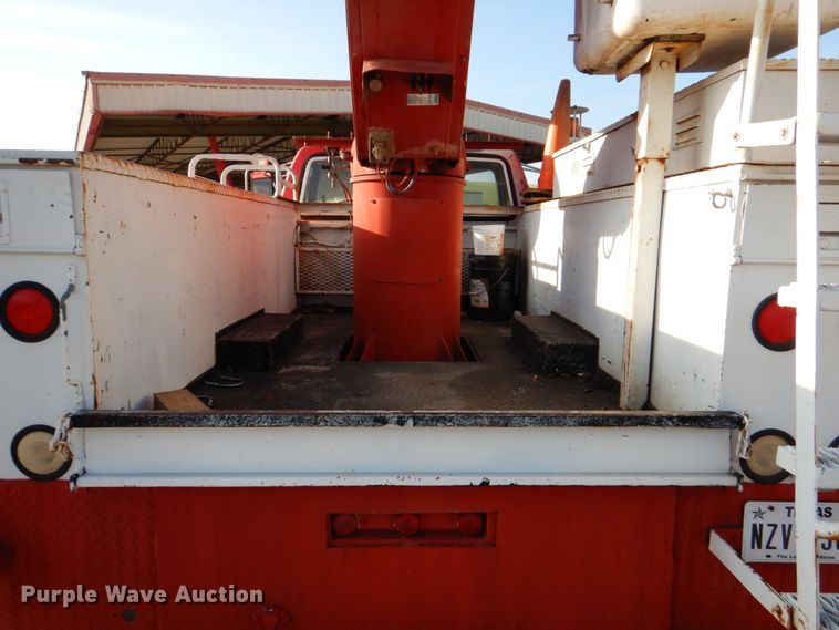 image for item DJ0802 1991 Ford F600  bucket truck