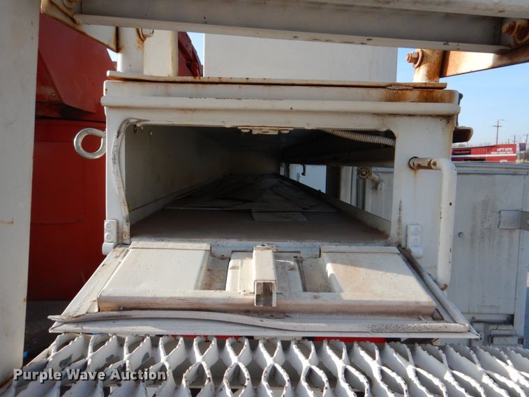 image for item DJ0802 1991 Ford F600  bucket truck