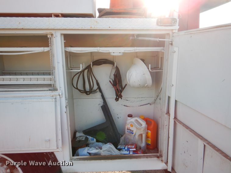 image for item DJ0802 1991 Ford F600  bucket truck