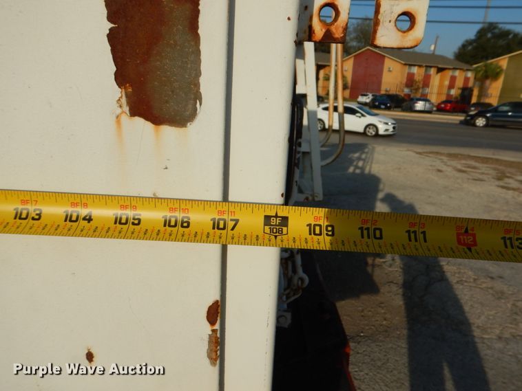 image for item DJ0802 1991 Ford F600  bucket truck