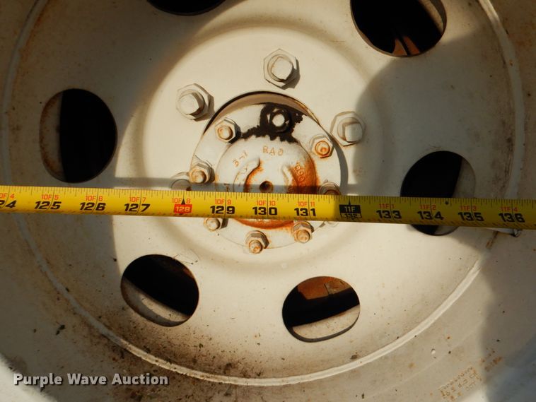 image for item DJ0802 1991 Ford F600  bucket truck