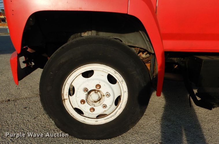 image for item DJ0802 1991 Ford F600  bucket truck