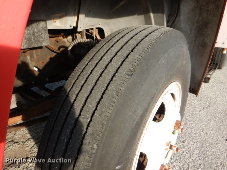 image for item DJ0802 1991 Ford F600  bucket truck