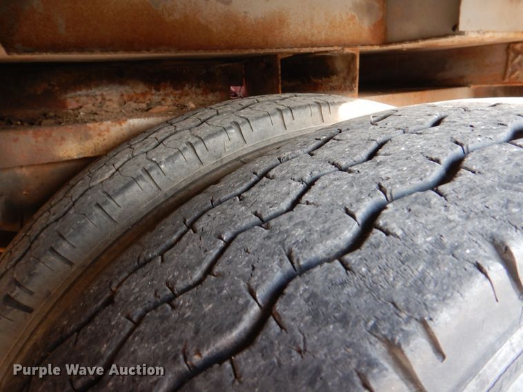 image for item DJ0802 1991 Ford F600  bucket truck