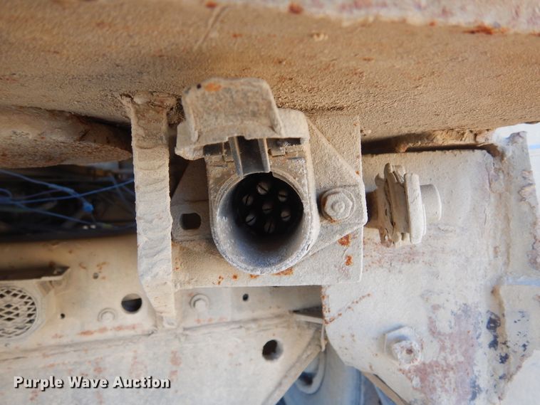 image for item DK3421 1989 Ford L8000  tank truck