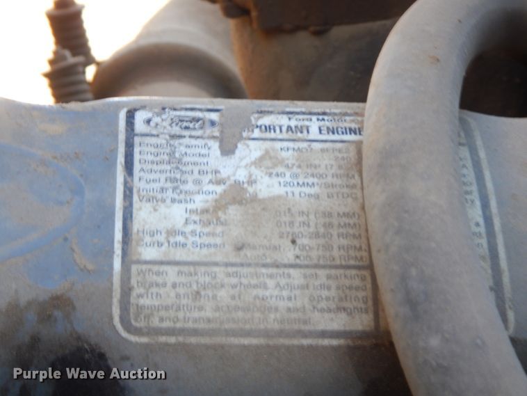 image for item DK3421 1989 Ford L8000  tank truck