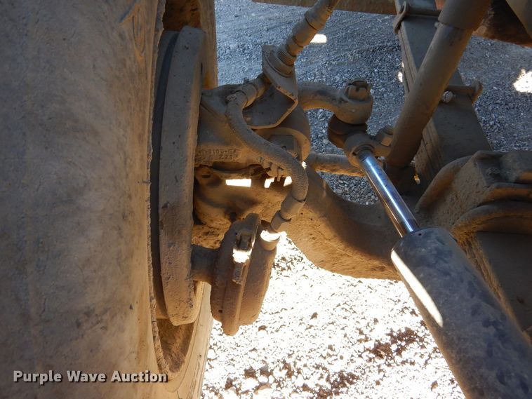 image for item DK3421 1989 Ford L8000  tank truck