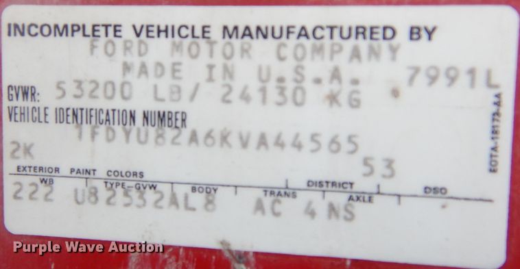 image for item DK3421 1989 Ford L8000  tank truck