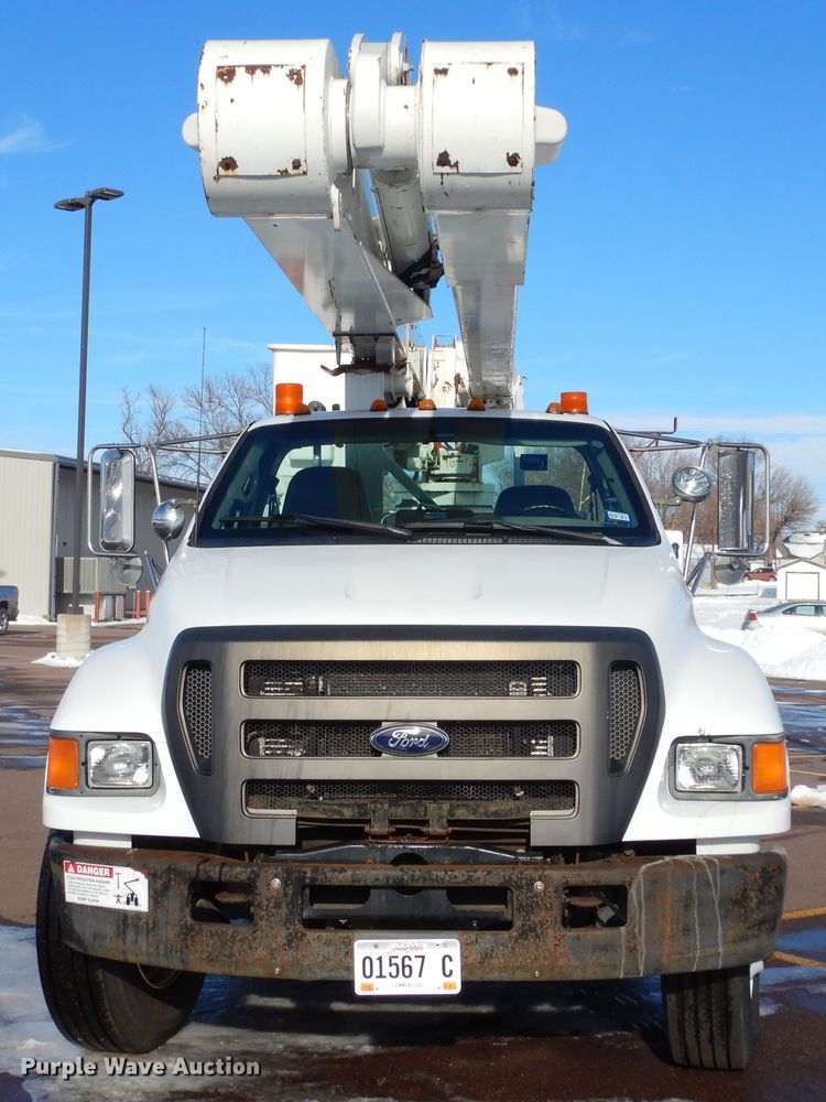 image for item DK3438 2006 Ford F750 Super Duty  bucket truck