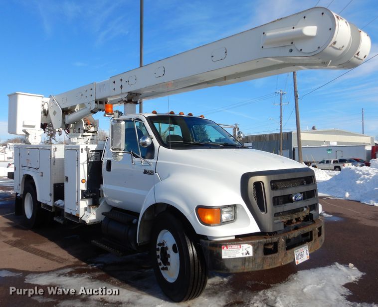 image for item DK3438 2006 Ford F750 Super Duty  bucket truck
