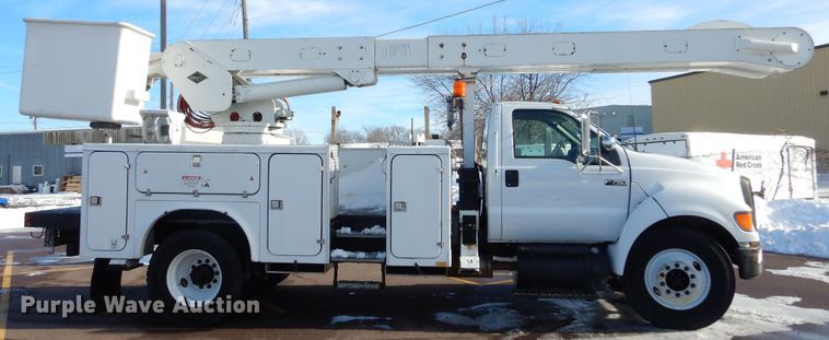 image for item DK3438 2006 Ford F750 Super Duty  bucket truck
