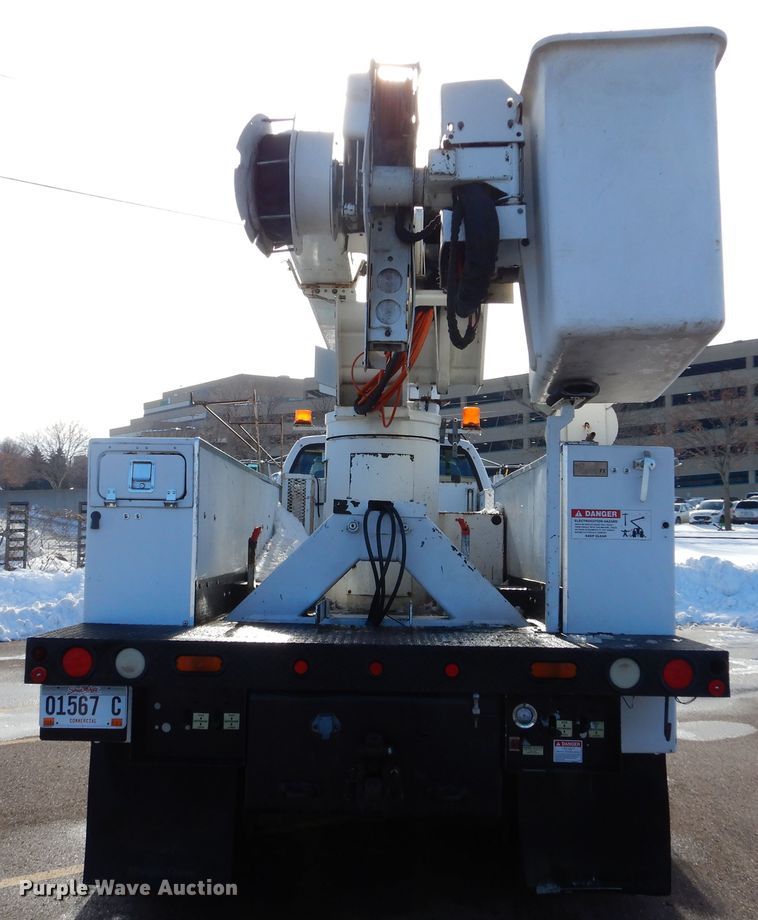 image for item DK3438 2006 Ford F750 Super Duty  bucket truck