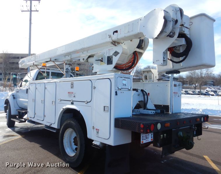 image for item DK3438 2006 Ford F750 Super Duty  bucket truck