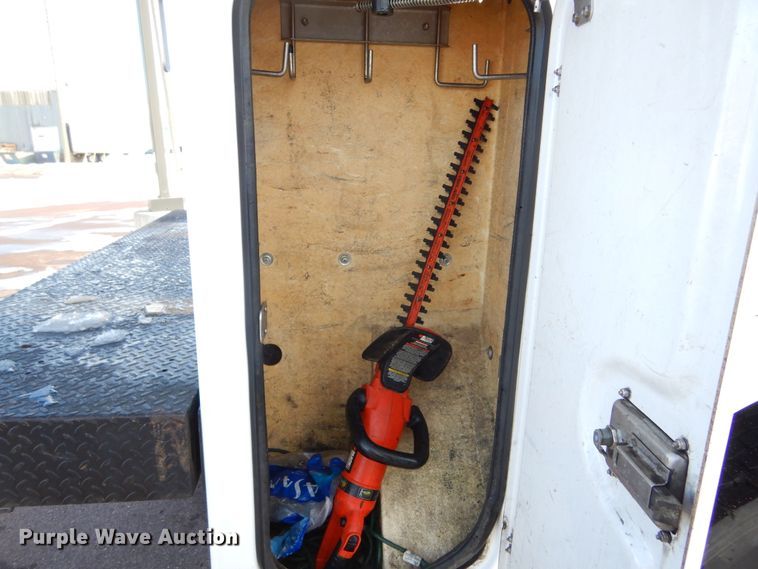 image for item DK3438 2006 Ford F750 Super Duty  bucket truck