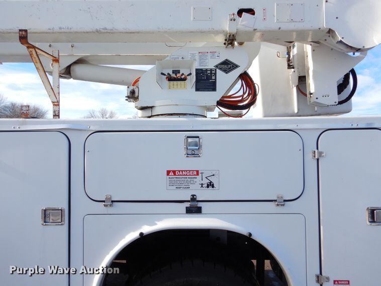 image for item DK3438 2006 Ford F750 Super Duty  bucket truck