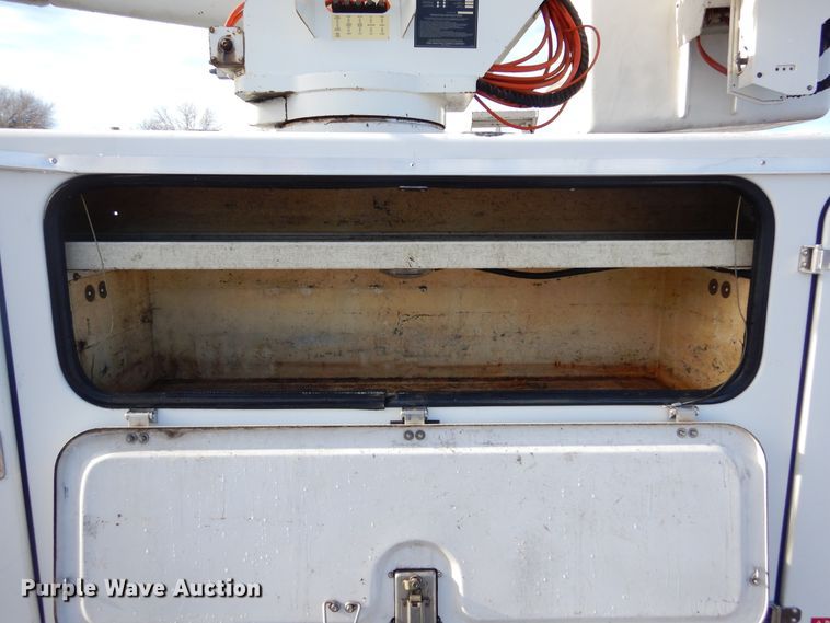 image for item DK3438 2006 Ford F750 Super Duty  bucket truck