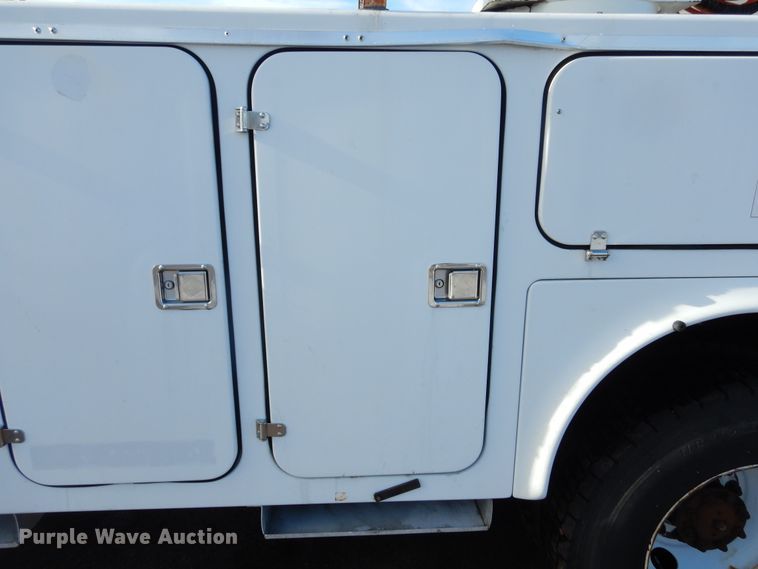 image for item DK3438 2006 Ford F750 Super Duty  bucket truck