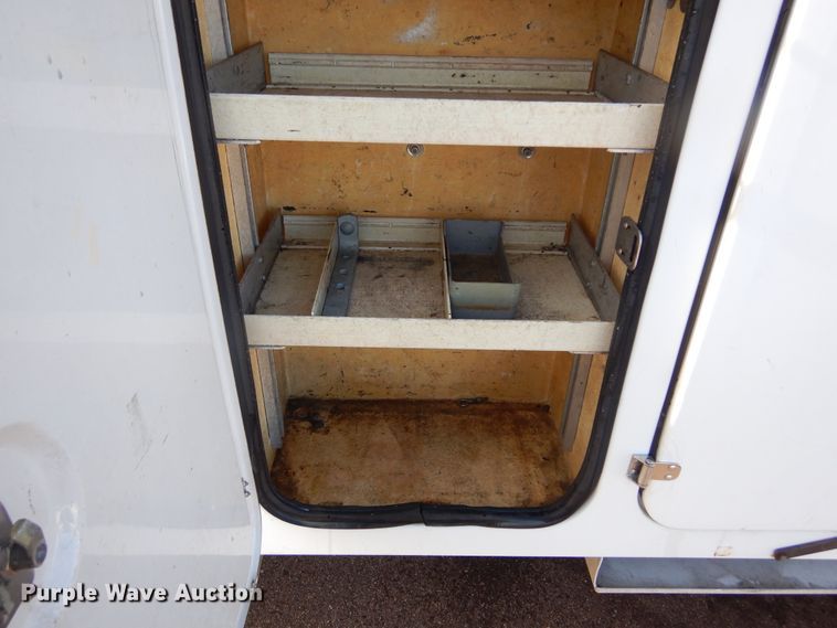 image for item DK3438 2006 Ford F750 Super Duty  bucket truck