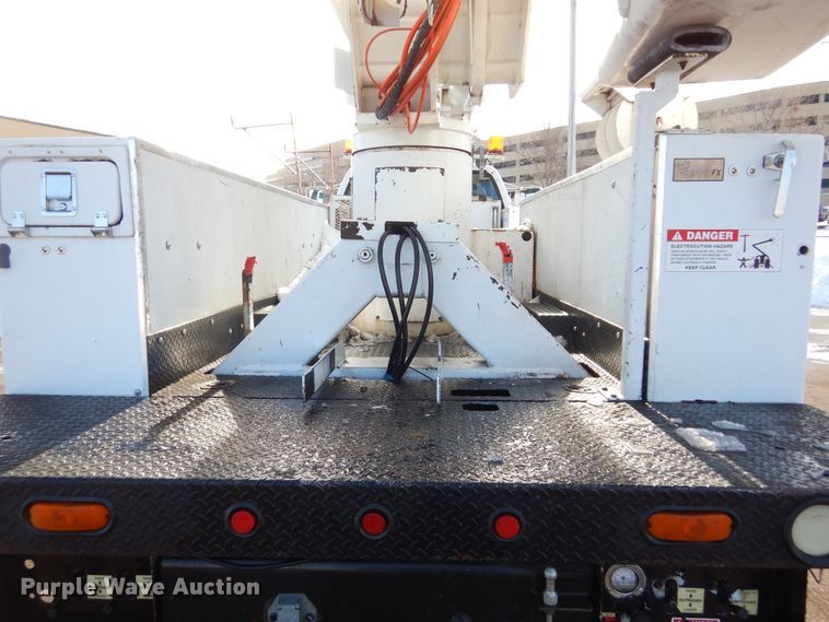 image for item DK3438 2006 Ford F750 Super Duty  bucket truck