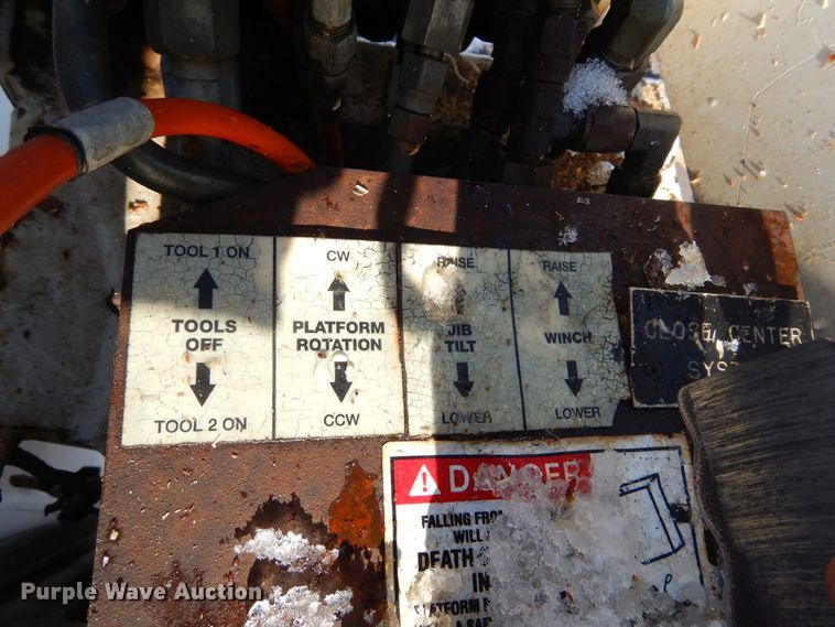 image for item DK3438 2006 Ford F750 Super Duty  bucket truck