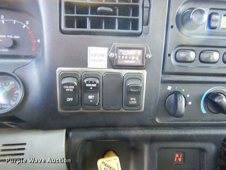 image for item DK3438 2006 Ford F750 Super Duty  bucket truck