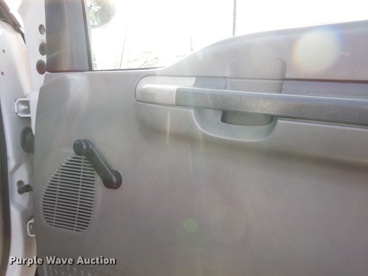 image for item DK3438 2006 Ford F750 Super Duty  bucket truck