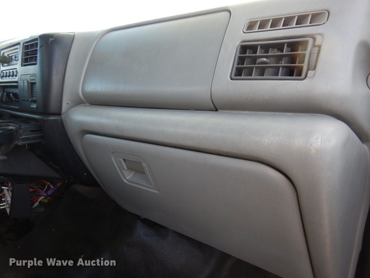 image for item DK3438 2006 Ford F750 Super Duty  bucket truck