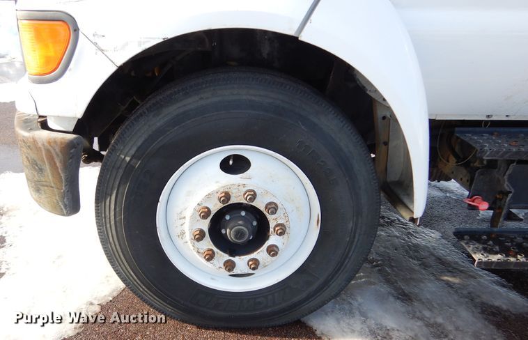 image for item DK3438 2006 Ford F750 Super Duty  bucket truck