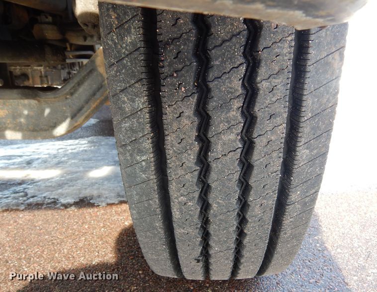 image for item DK3438 2006 Ford F750 Super Duty  bucket truck