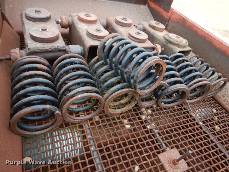 image for item DL0698 (2) screens