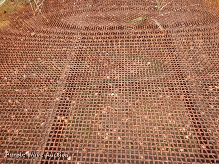 image for item DL0698 (2) screens