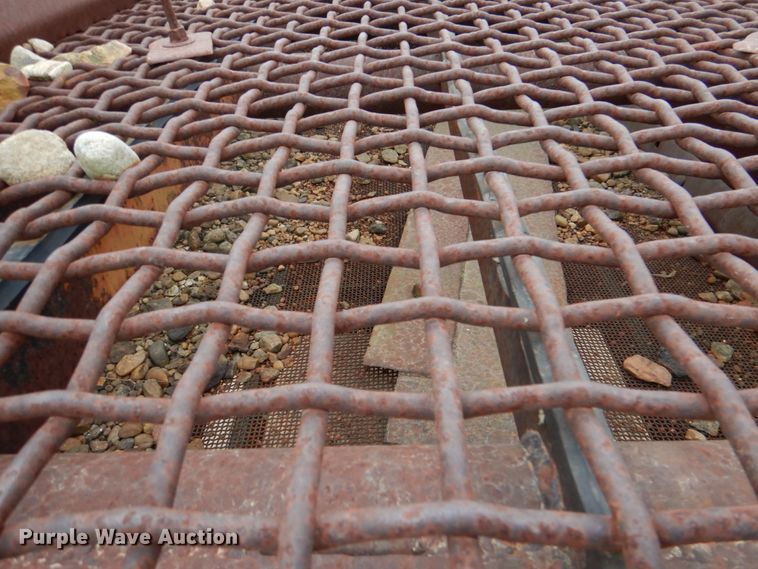 image for item DL0698 (2) screens