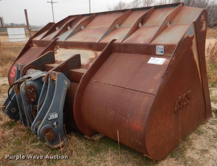 image for item DL0702 ACS JD824J  bucket