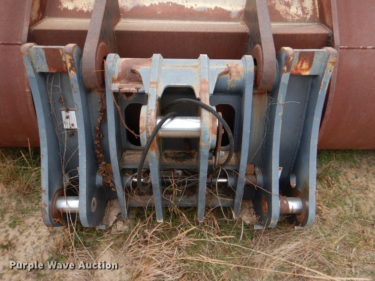 image for item DL0702 ACS JD824J  bucket