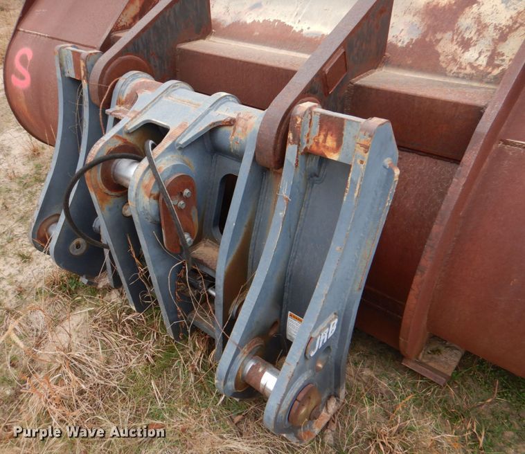 image for item DL0702 ACS JD824J  bucket