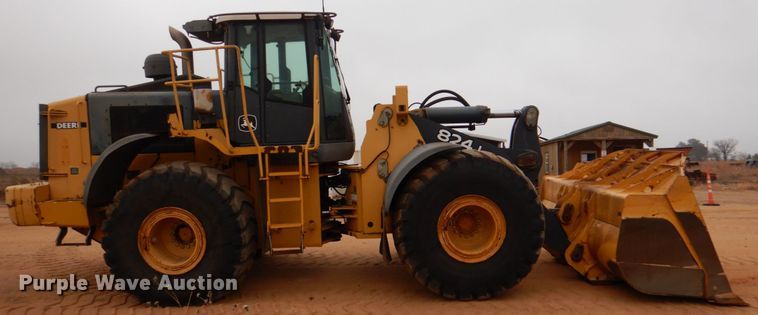 image for item DL0705 2006 John Deere 824J  wheel loader