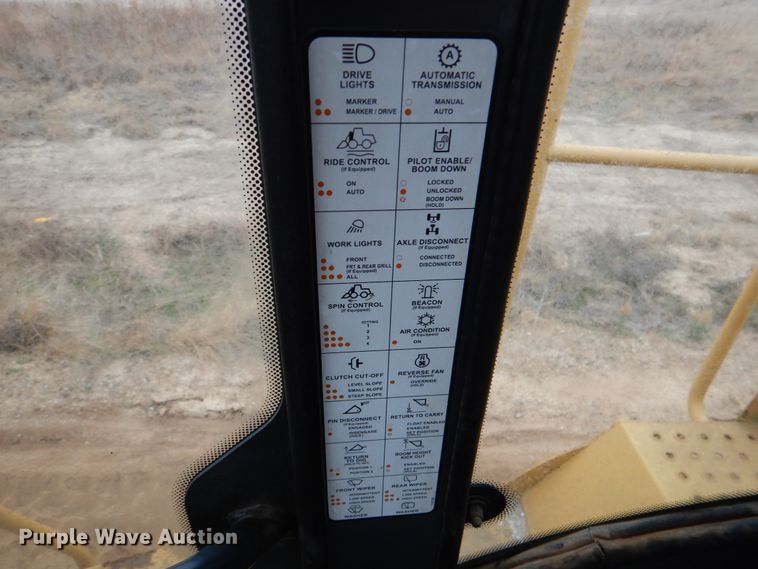 image for item DL0705 2006 John Deere 824J  wheel loader